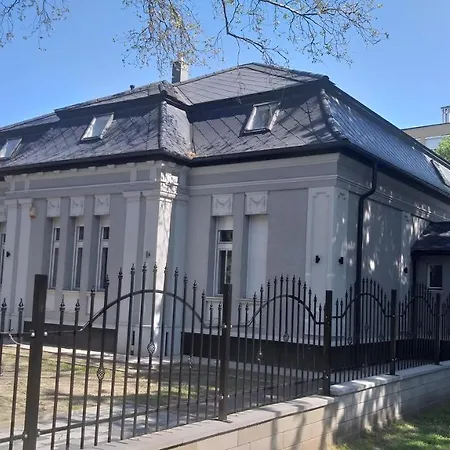 Karpatia Vendeghaz 1201 3*