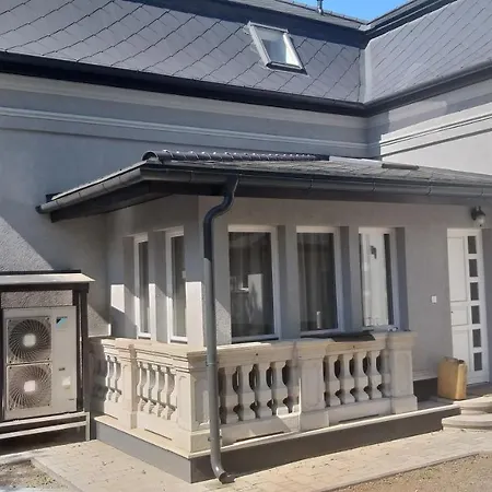Karpatia Vendeghaz 1201 3* بودابست